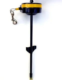 Retractable Tie Out Small 0-30 lbs